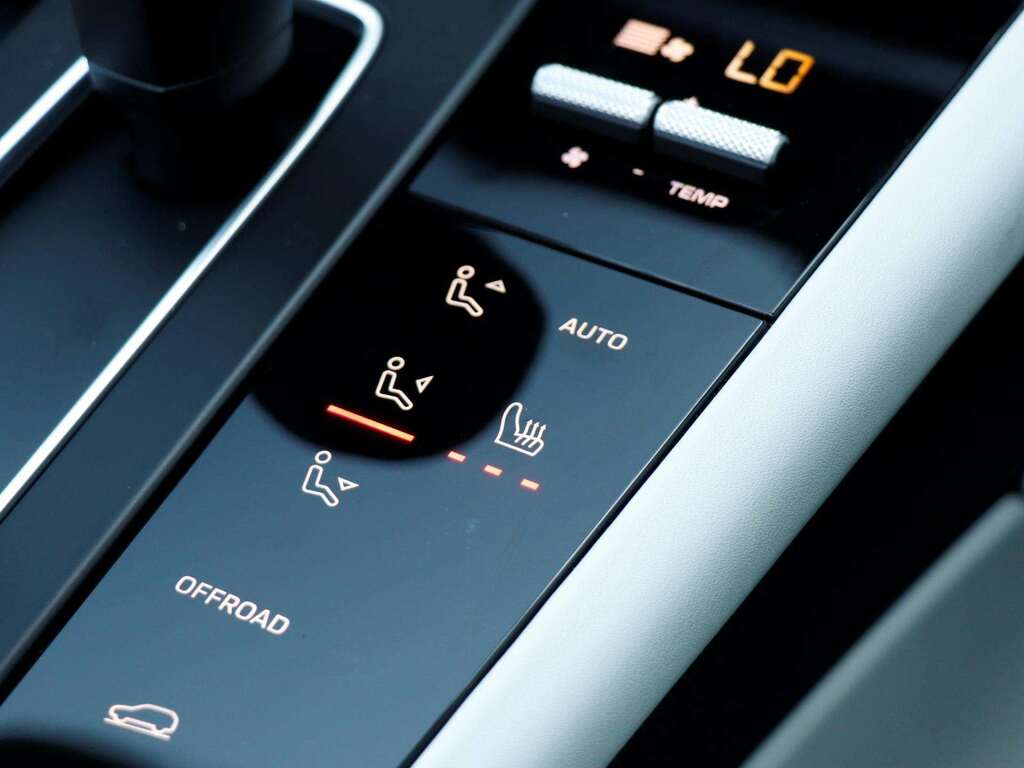 Porsche Macan 5dr Pdk Blue #17