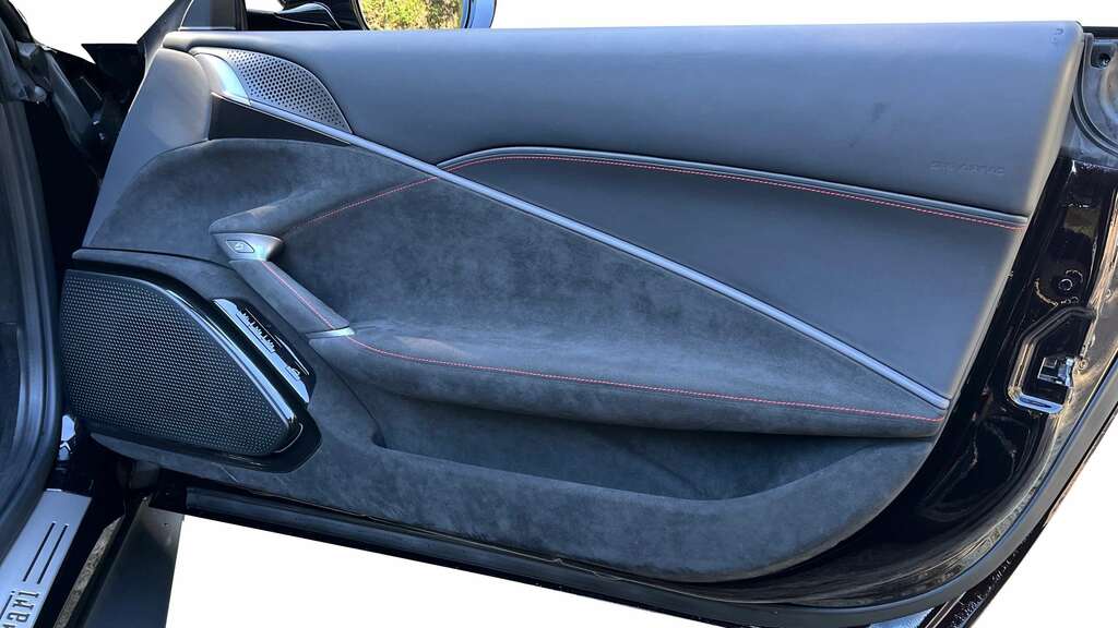 Ferrari Roma Spider #20