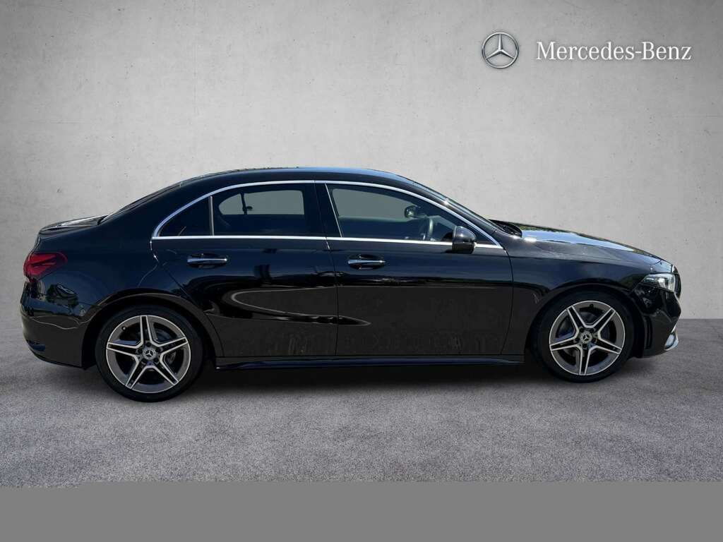 Mercedes-Benz A Class A180d Amg Line Premium 2019 KM69ADV Black #6
