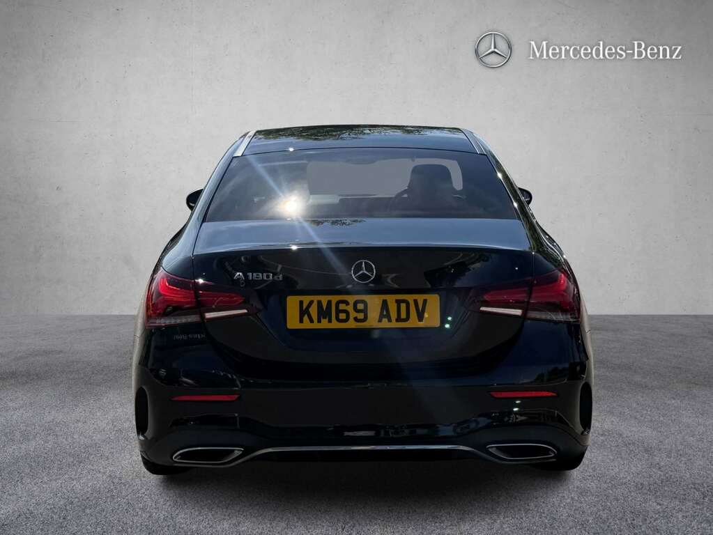 Mercedes-Benz A Class A180d Amg Line Premium 2019 KM69ADV Black #5