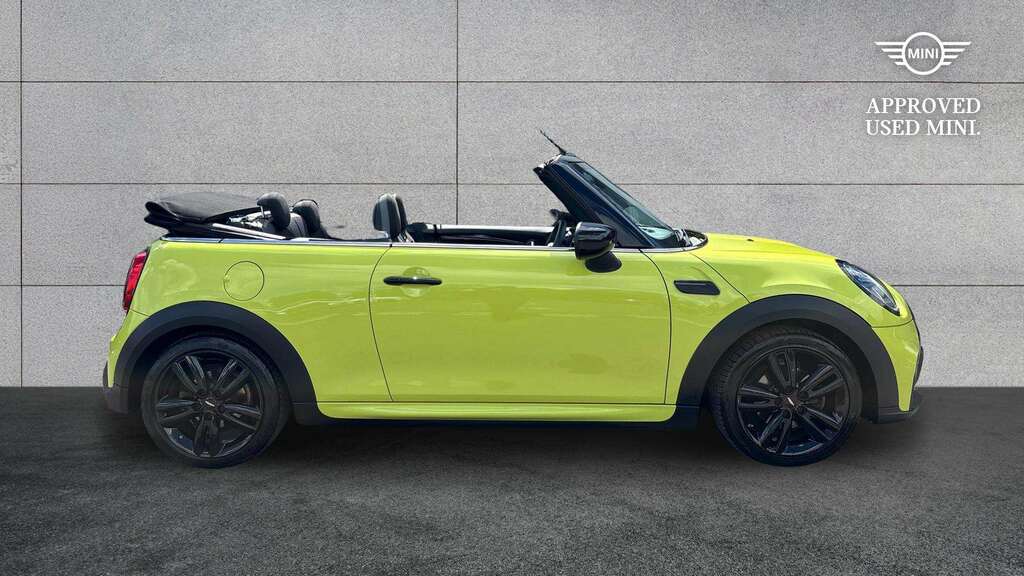 Mini Convertible 1.5 Cooper Sport Comfort Pack 2022 Yellow #2