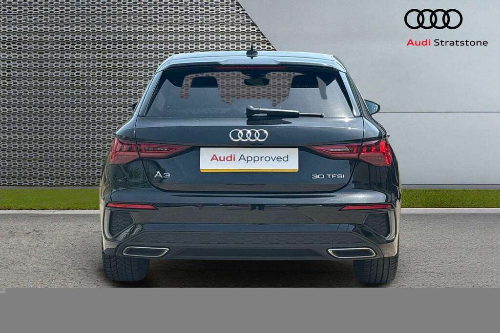 Audi A3 30 Tfsi S Line S Tronic 2023 DF73TZN Black #4