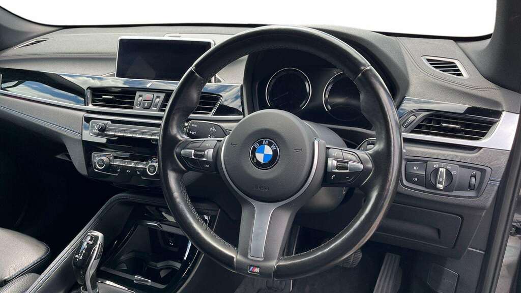 BMW X1 Sdrive 18I 136 M Sport Step 2022 YG22YFC Grey #4