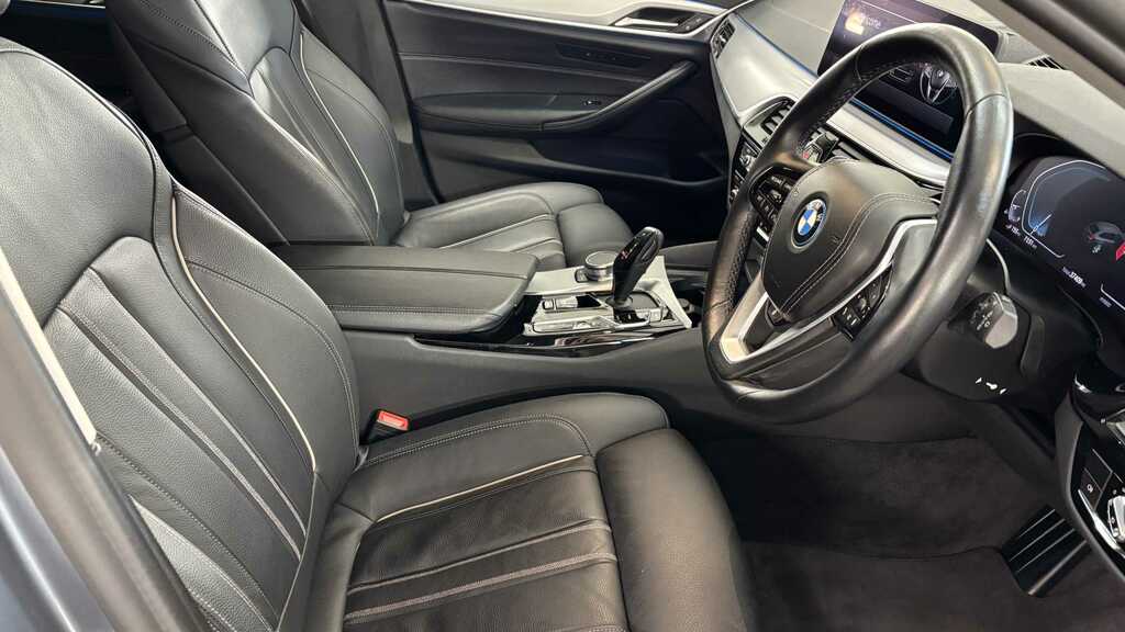 BMW 5 Series 530E Se 2021 LG71UFT #4