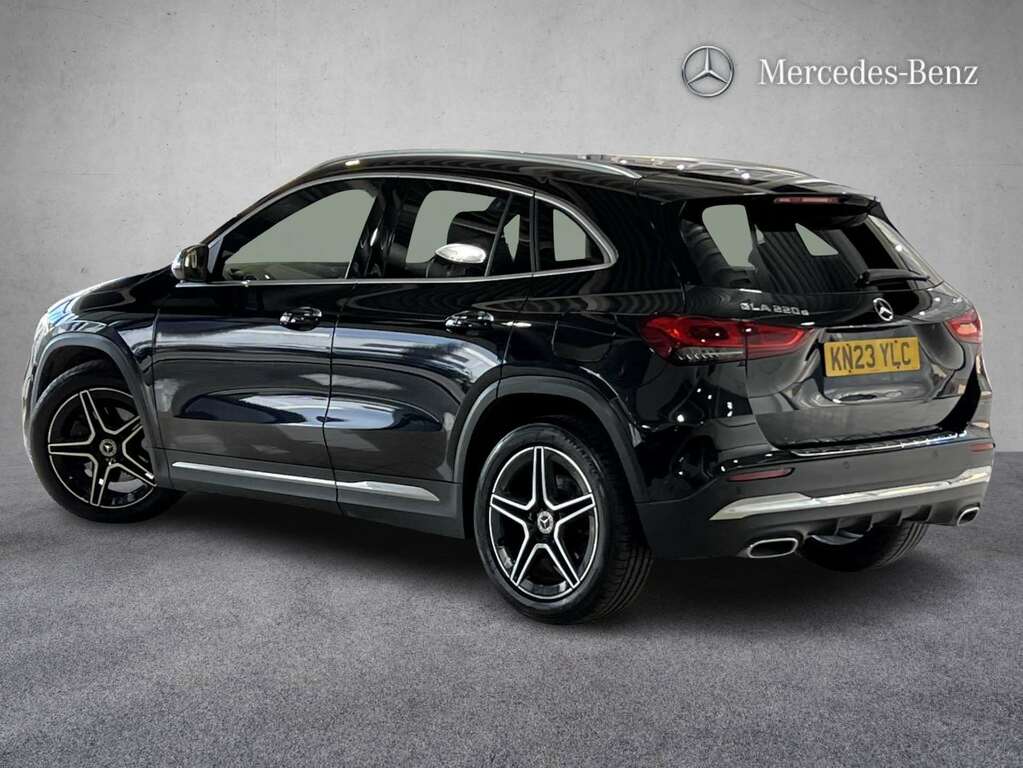 Mercedes-Benz GLA Class 220D 4Matic Amg Line Executive 2023 KN23YLC Black #2