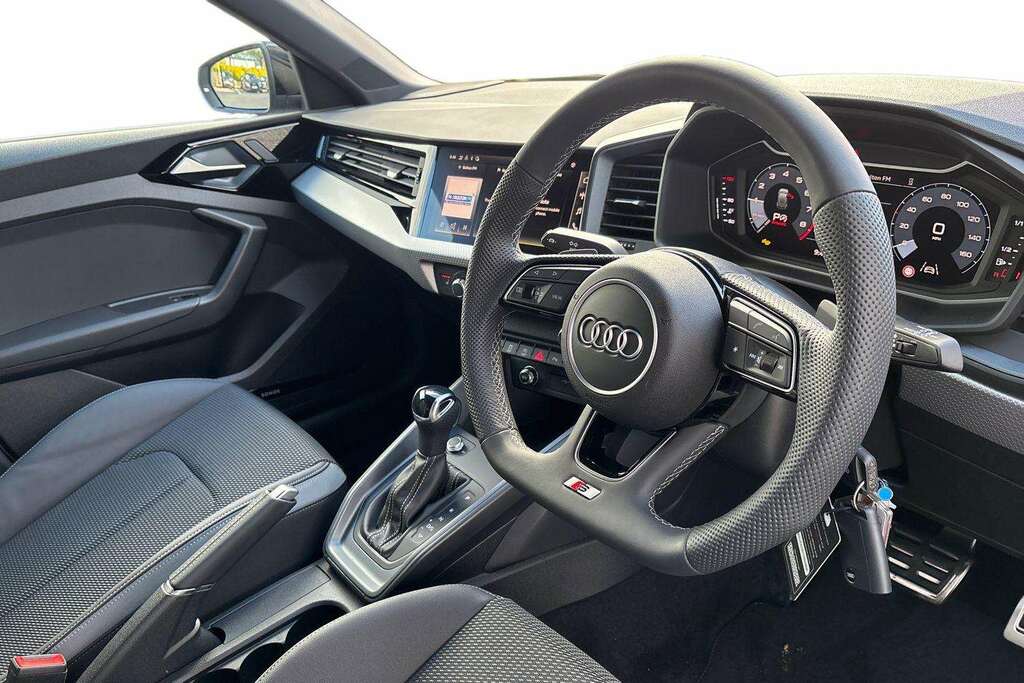 Audi A1 30 Tfsi Black Edition S Tronic 2026 MV26LLU Grey #6