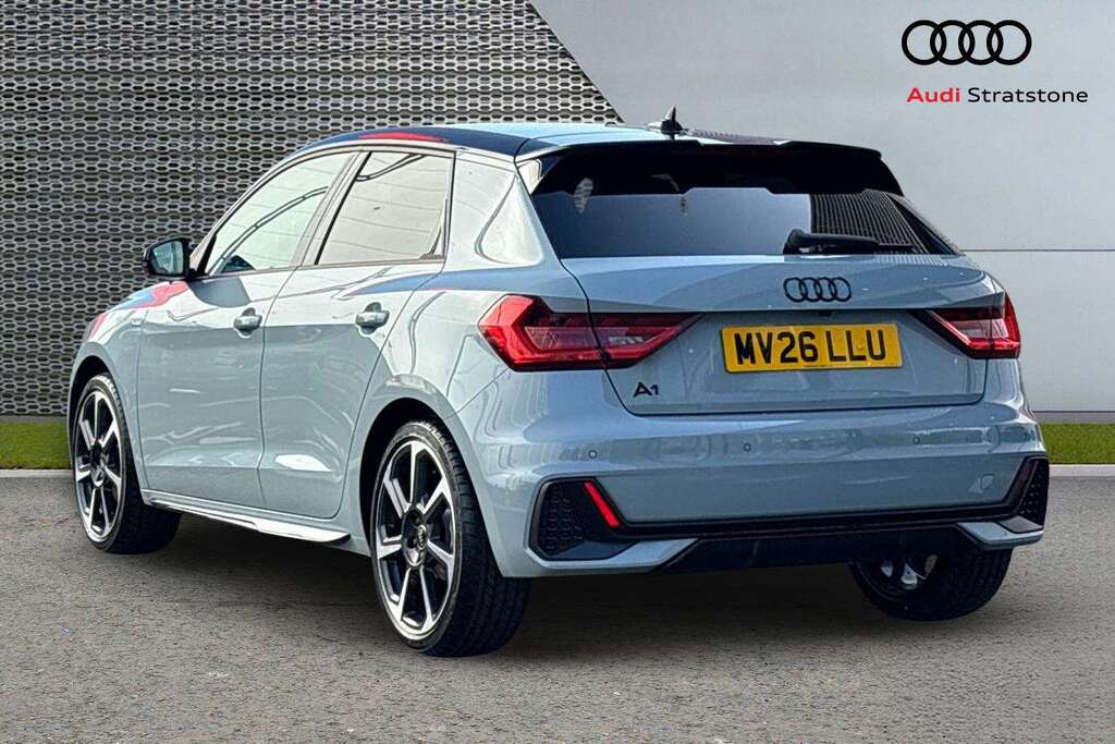 Audi A1 30 Tfsi Black Edition S Tronic 2026 MV26LLU Grey #3