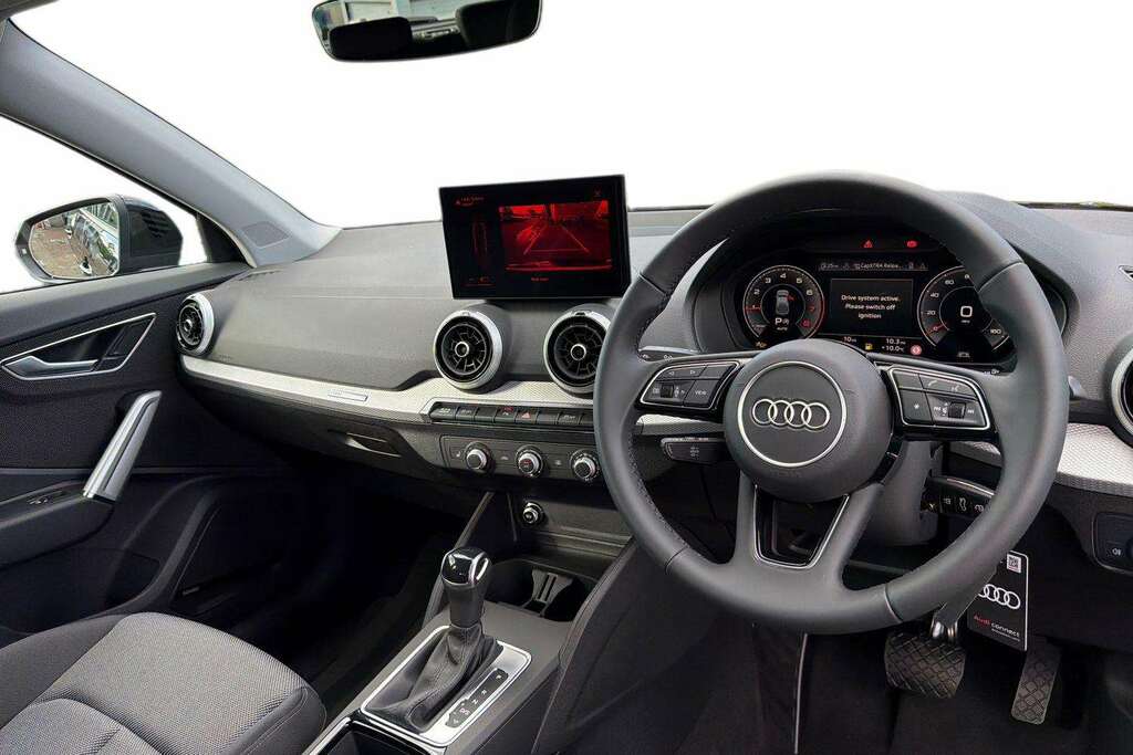 Audi Q2 35 Tfsi Sport S Tronic 2026 KS26XMK Black #6