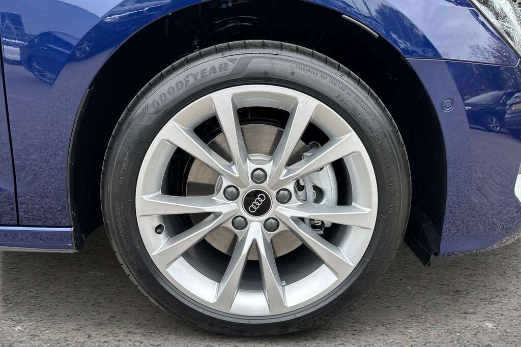 Audi A3 1.5 Tfsi E 204 Sport S Tronic 2026 MT26VLD Blue #3