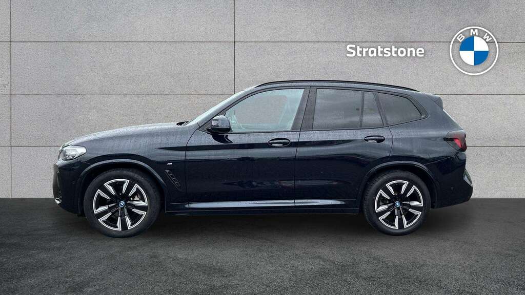 BMW iX3 210Kw M Sport 80Kwh 2023 Black #3