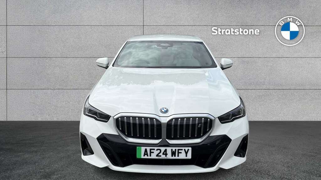 BMW i5 250Kw Edrive40 M Sport 84Kwh 2024 White #5