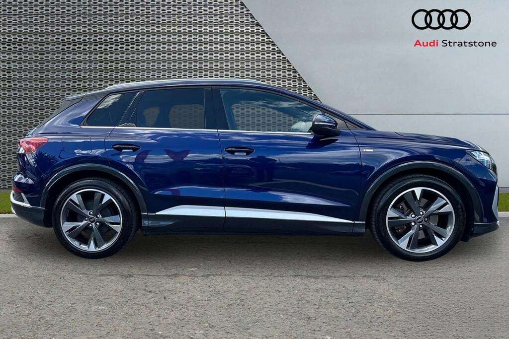 Audi Q4 E Tron 250Kw 55 Quattro 82Kwh S Line Leather 2 MV25OBE Blue #4