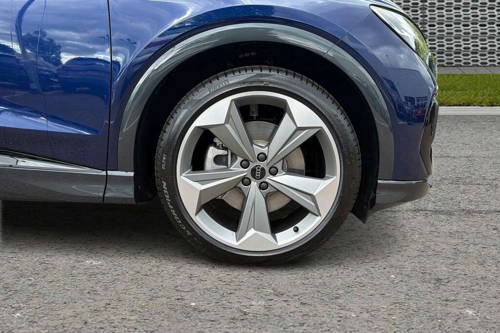 Audi Q4 E Tron 210Kw 45 82Kwh Black Edition 2026 KW26BBZ  #5