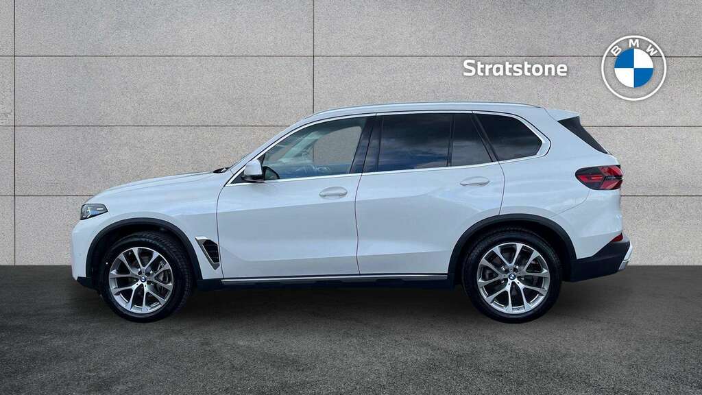 BMW X5 Xdrive30d Mht Xline 2025 YH75NXO White #3