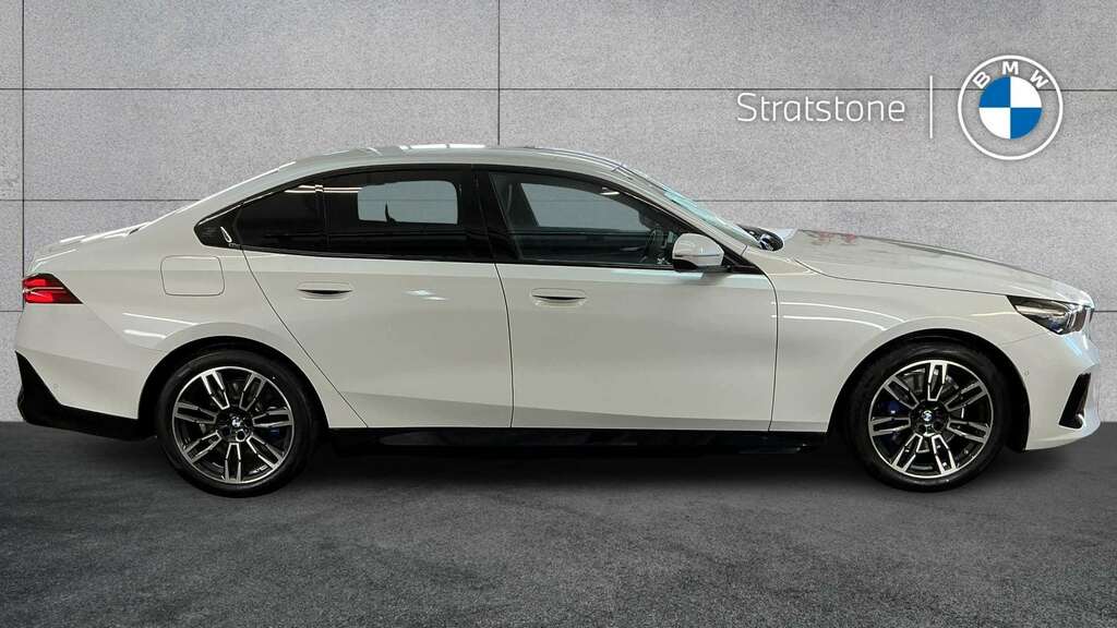 BMW 5 Series 530E M Sport 2026 YF26AXK White #3