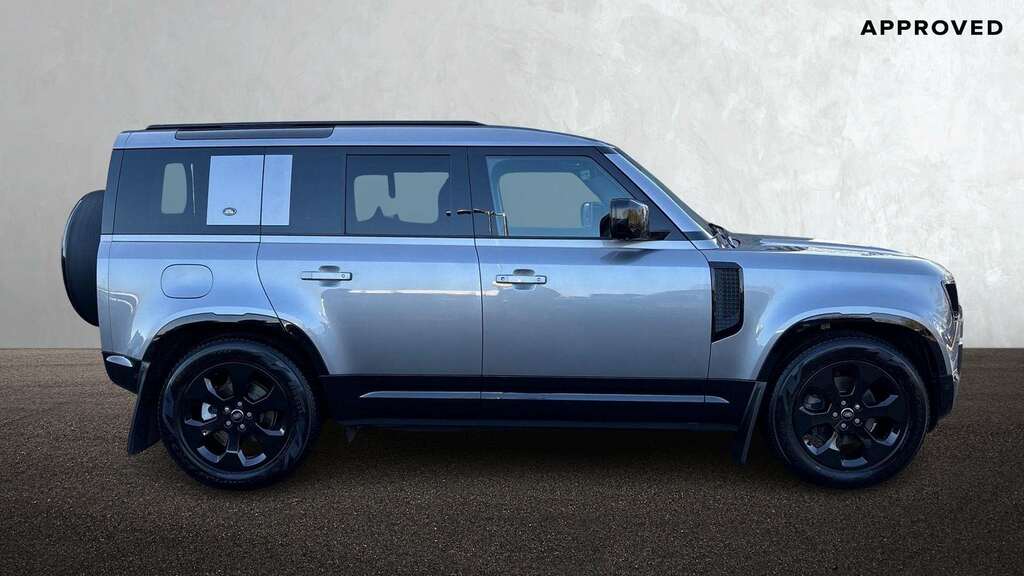 Land Rover Defender 110 3.0 D250 X-dynamic Se 110 2024 Grey