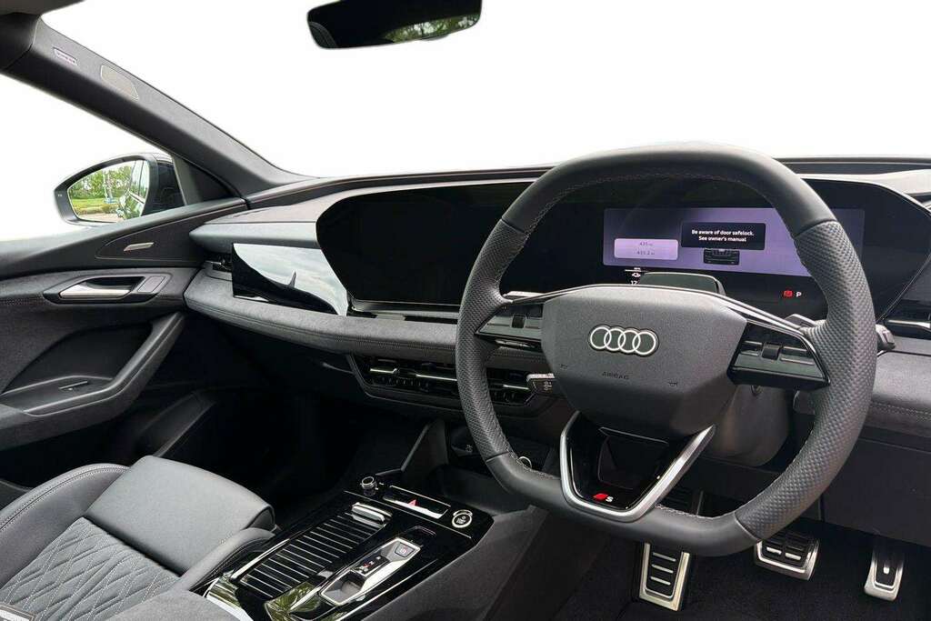 Audi Q6 E-Tron 225Kw Performance 100Kwh Black Edition 20 Black #6