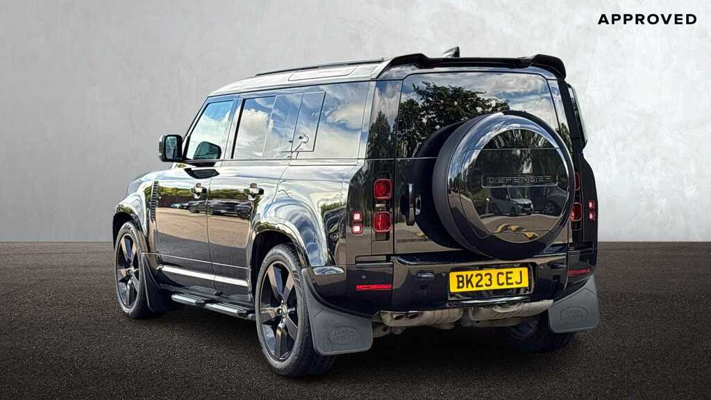 Land Rover Defender 110 3.0 D300 X-dynamic Hse 110 7 Seat 2023 Black