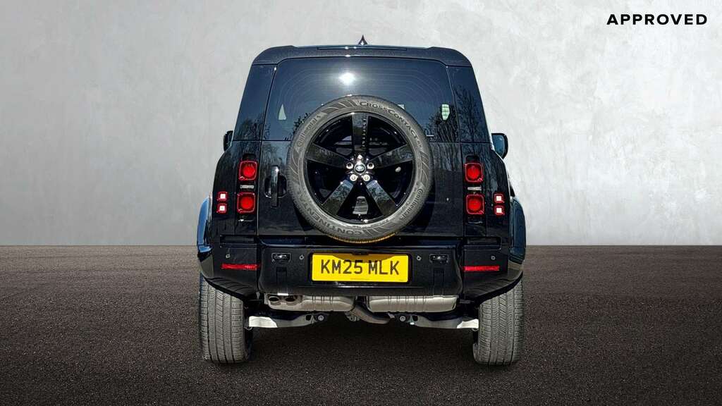 Land Rover Defender 90 3.0 D350 X-dynamic Se 90 2025 Black #6