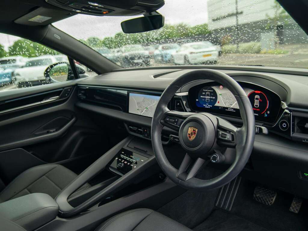 Porsche Macan Electric 2024 NE55EBO Black #3