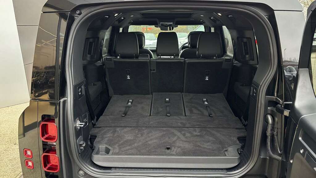 Land Rover Defender 130 X-dynamic Hse Grey #9