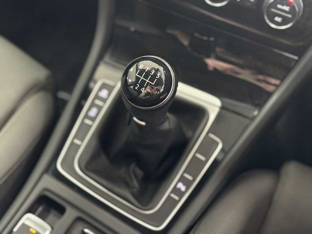 Volkswagen Golf 1.5 Tsi Evo Match Edition Silver #9