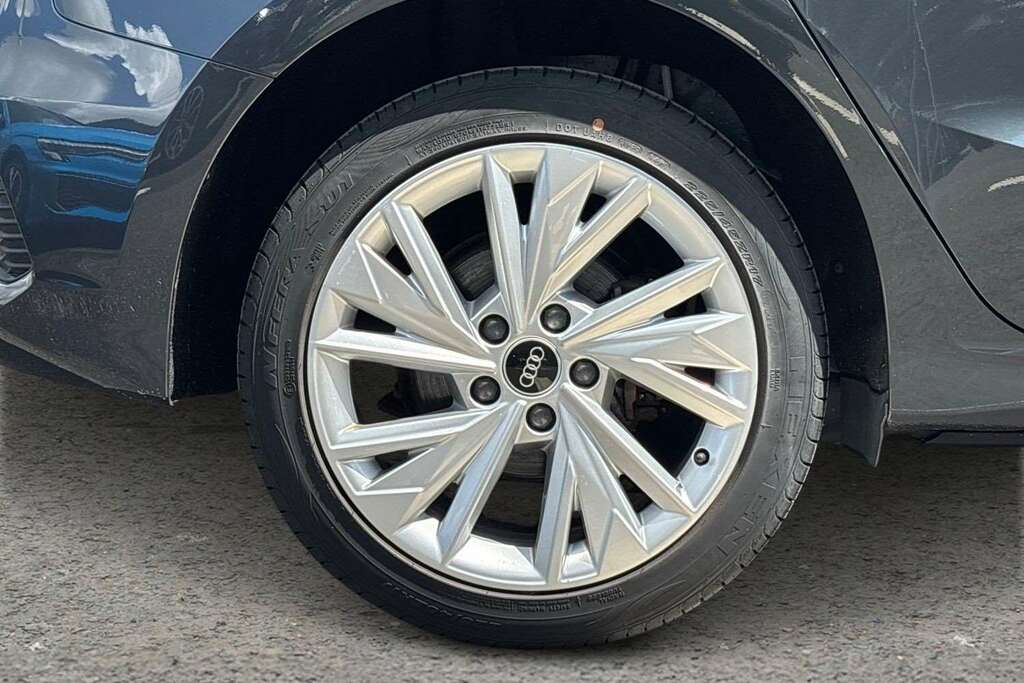 Audi A3 Sport 40 Tfsi E 204 Ps S Tronic Silver #5