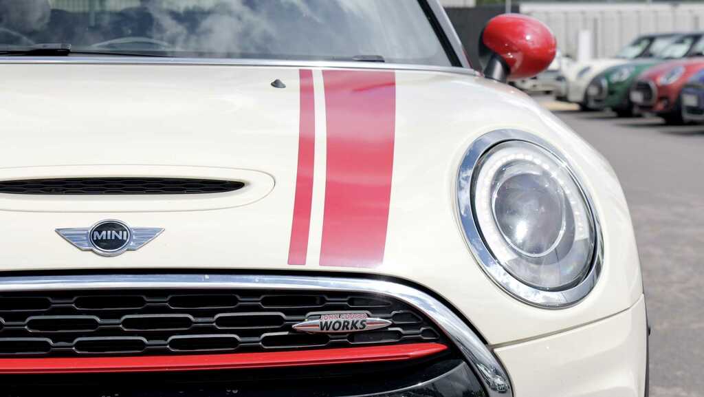 Mini Clubman Cooper Red #18
