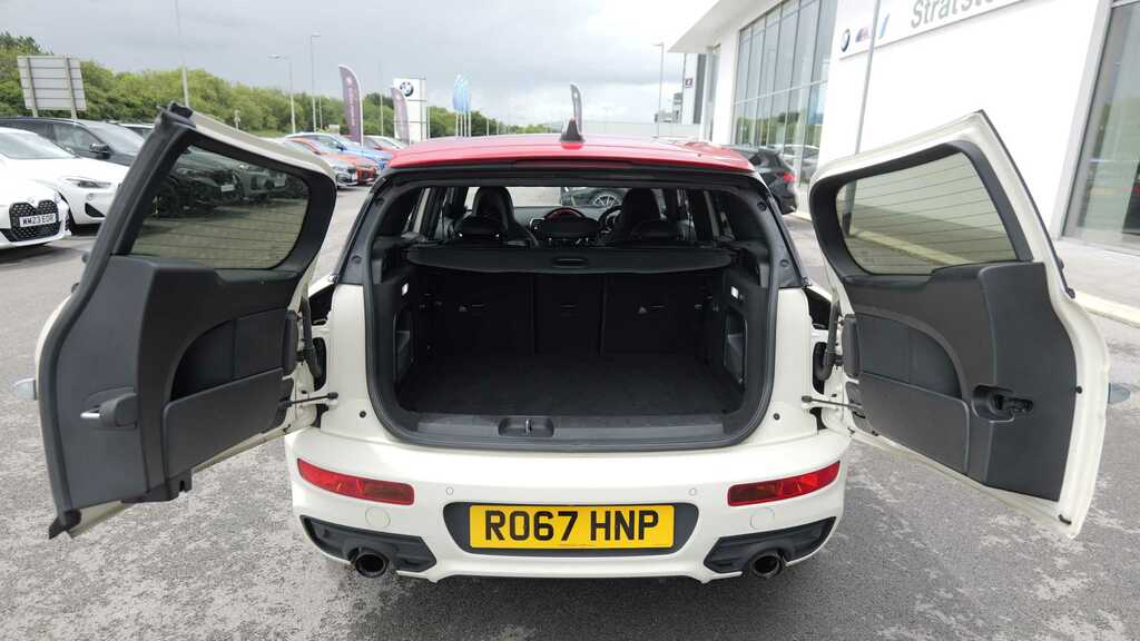 Mini Clubman Cooper Red #13