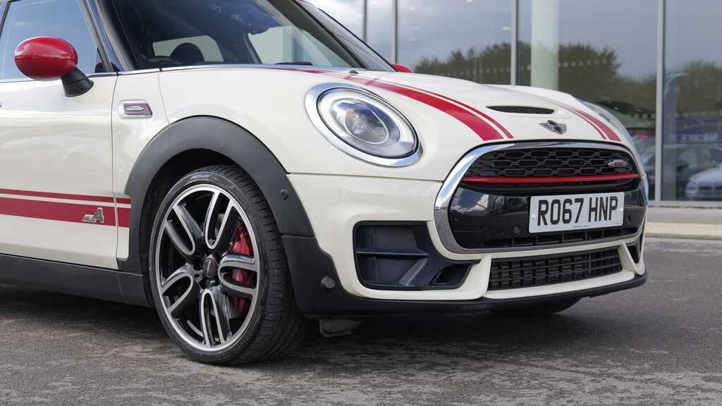 Mini Clubman Cooper Red #16