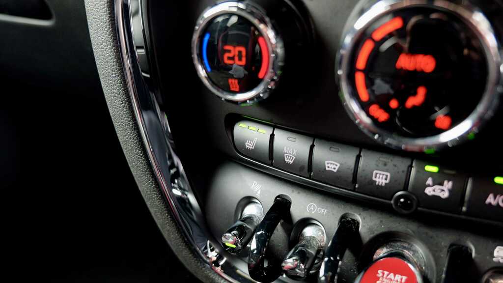 Mini Clubman Cooper Red #34