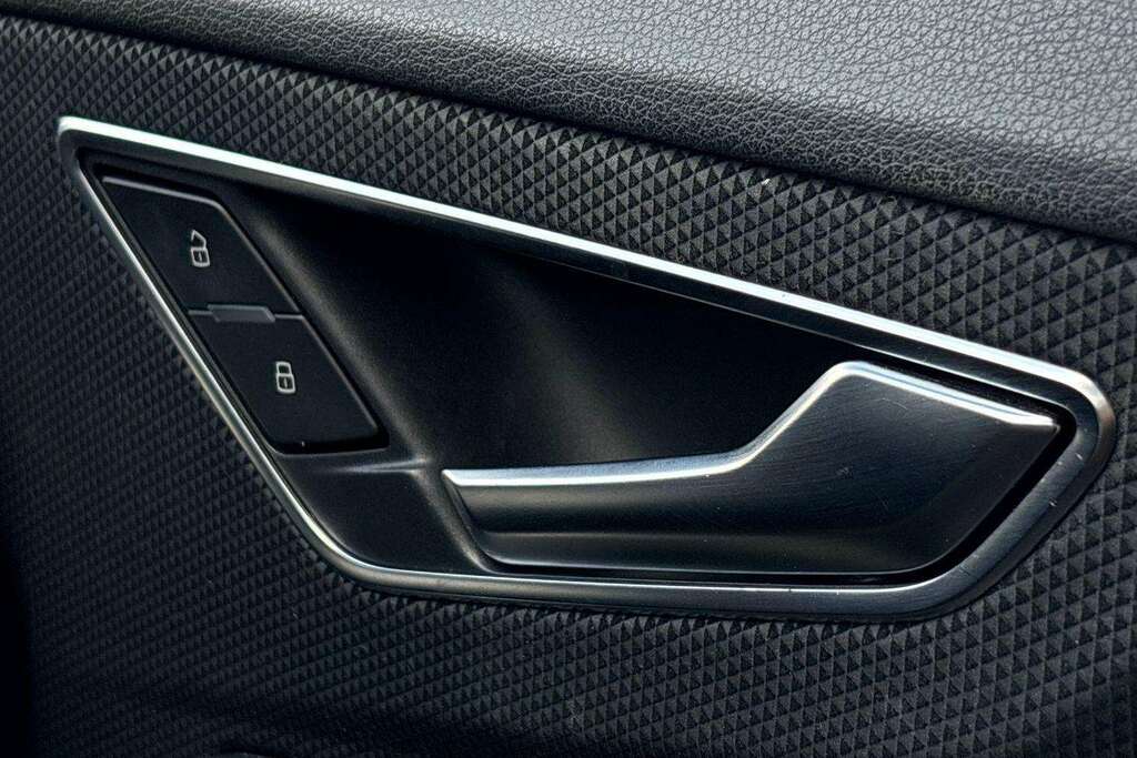 Audi Q2 Q2 Sport 30 Tfsi Grey #20