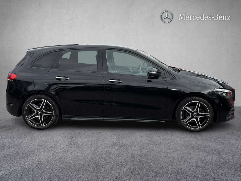 Mercedes-Benz B Class B200 Amg Line Premium Plus Edition 2021 Black #4