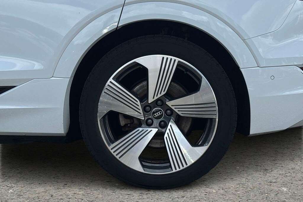 Audi E-tron 300Kw 55 Quattro 95Kwh S Line 2021 White #5