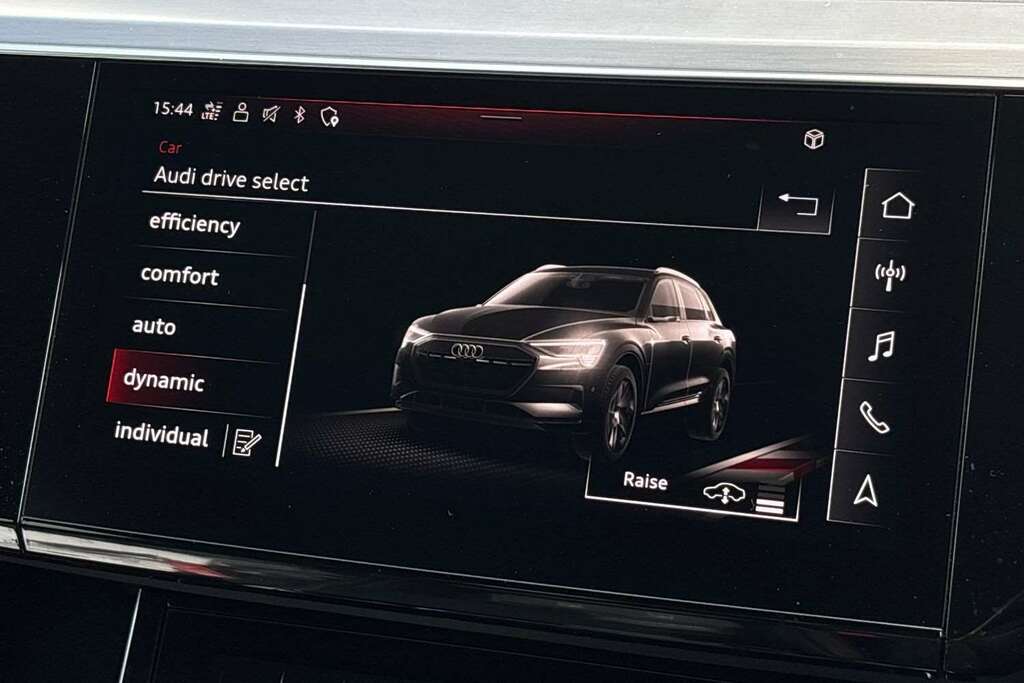 Audi E-tron 50 S Line Sportback Quattro 71.2Kwh Blue #25