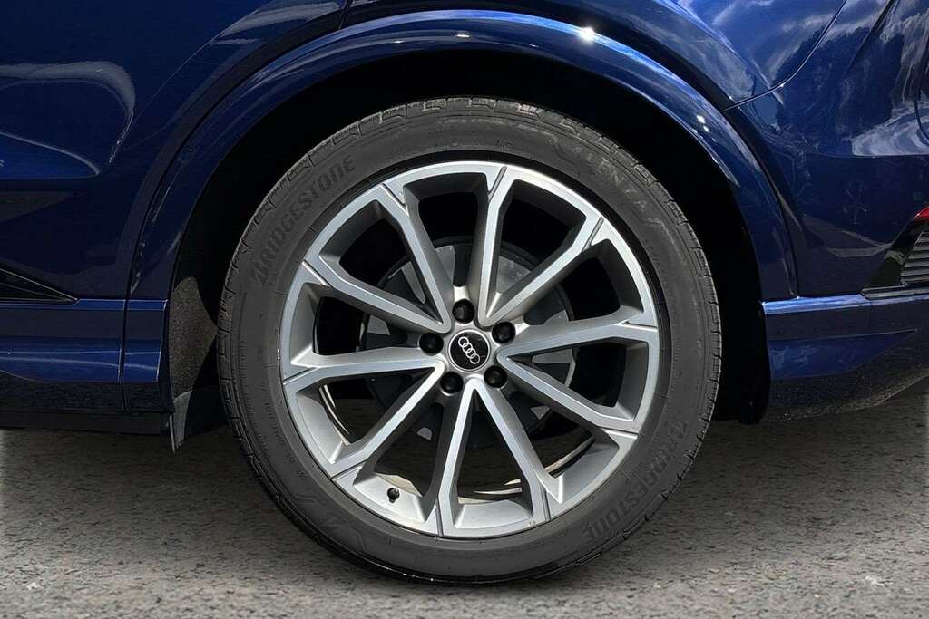 Audi Q4 E Tron 40 S Line Suv 82Kwh 204 Ps Black #7