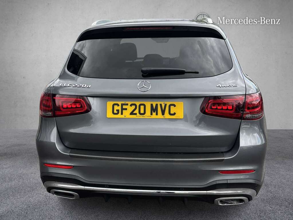 Mercedes-Benz GLC Class 220D 4Matic Amg Line 9G-tronic 2020 Grey #3