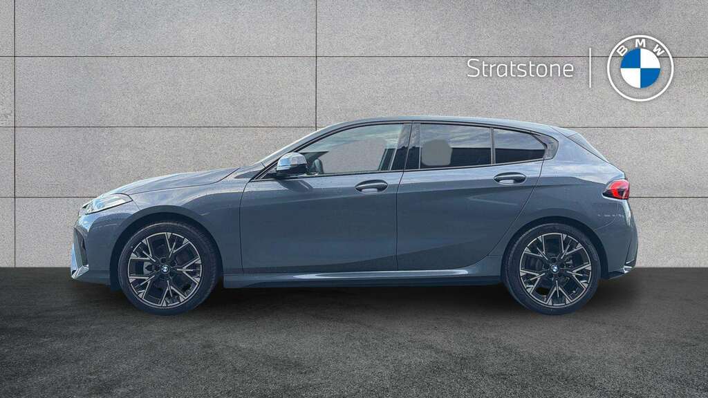 BMW 1 Series 120 M Sport Step 2026 YJ26UGD #4