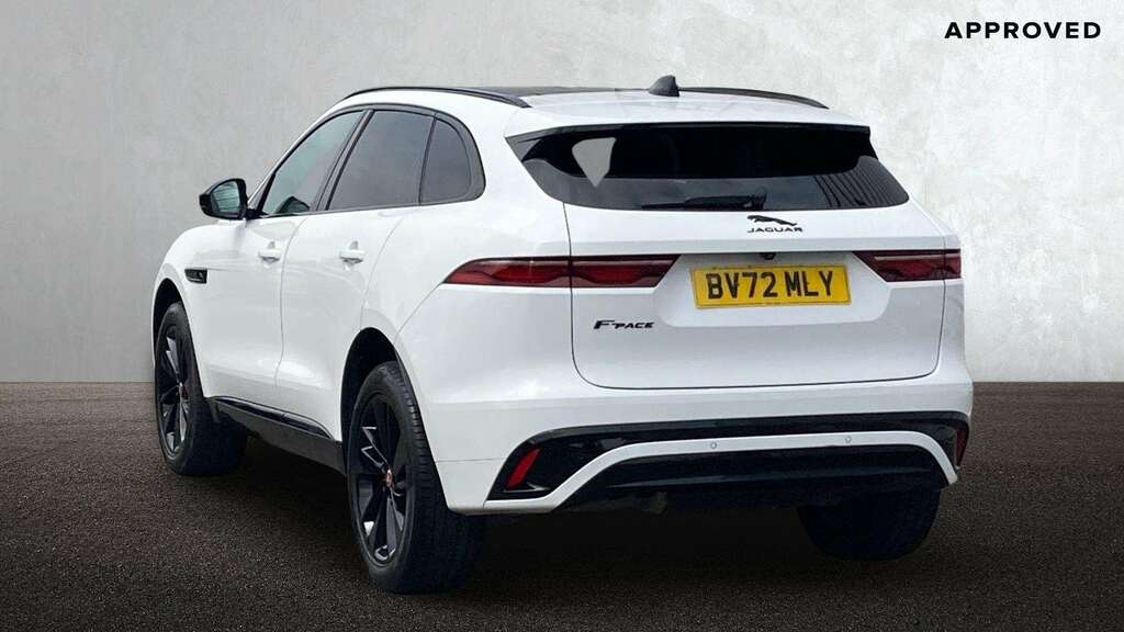 Jaguar F-Pace 2.0 D200 R-dynamic Black Awd 2023 BV72MLY White #2