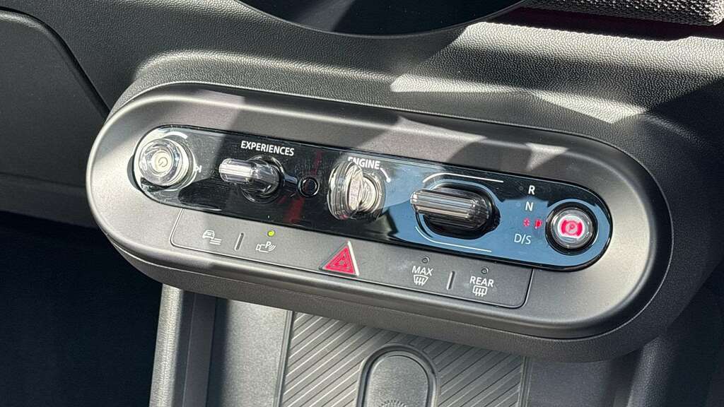 Mini Hatch 135Kw E Exclusive Level 1 41Kwh 2025 Black #11