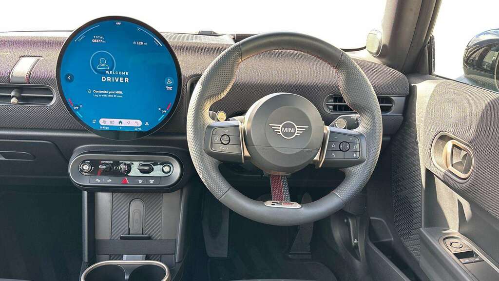 Mini Hatch 135Kw E Exclusive Level 1 41Kwh 2025 Black #6