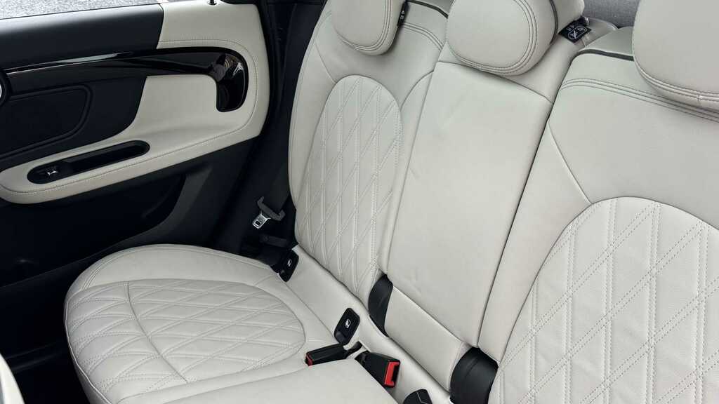 Mini Countryman Petrol Green #10