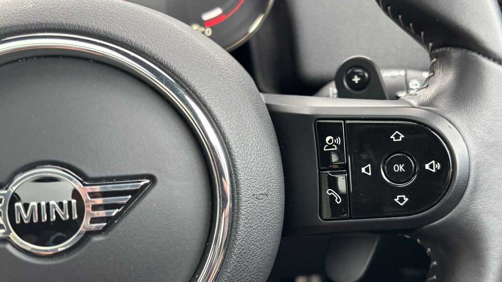 Mini Countryman Petrol Green #19