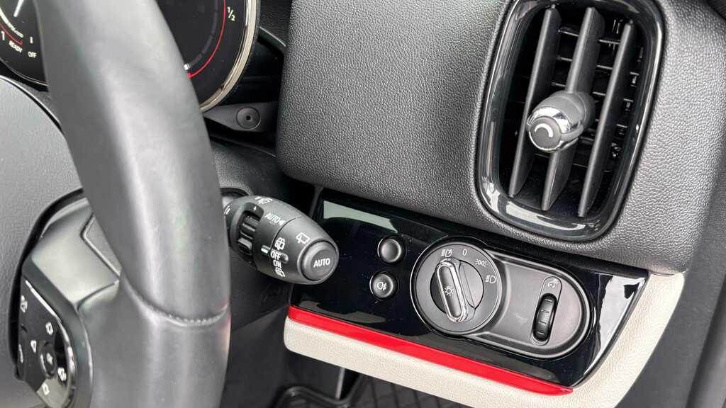 Mini Countryman Petrol Green #31