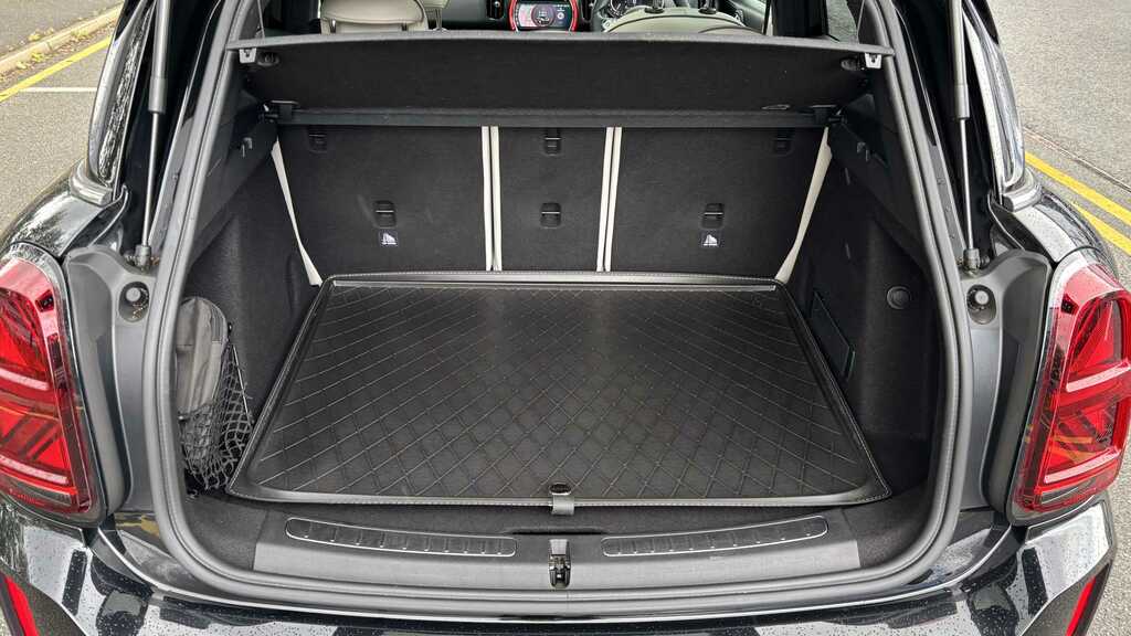Mini Countryman Petrol Green #15