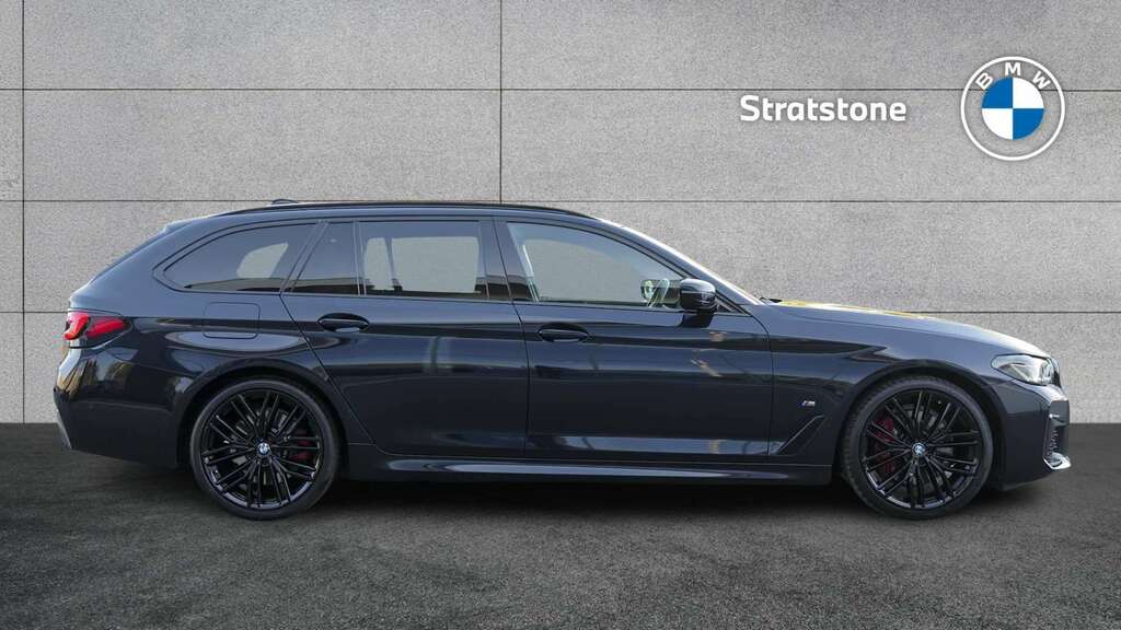 BMW 5 Series 520D Mht M Sport Step 2023 Black #3