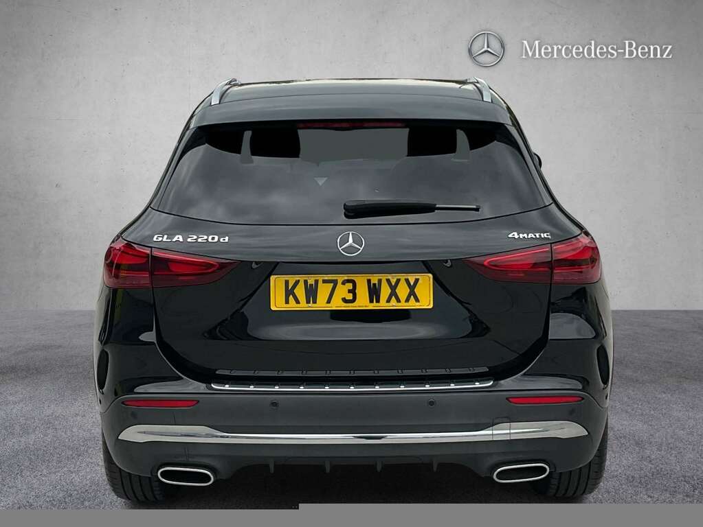 Mercedes-Benz GLA Class 220D 4Matic Amg Line Premium 2023 Black #5