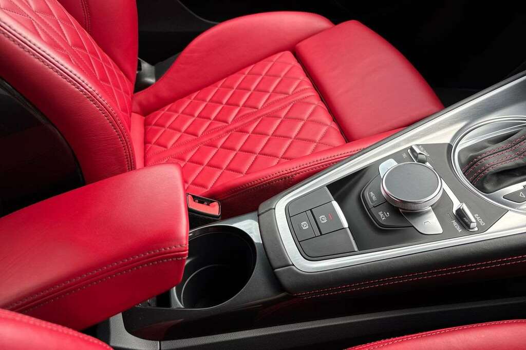 Audi TTS Tfsi Black Edition Blue #37