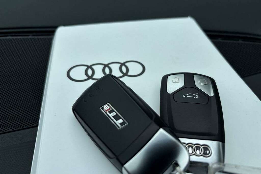 Audi TTS Tfsi Black Edition Blue #25
