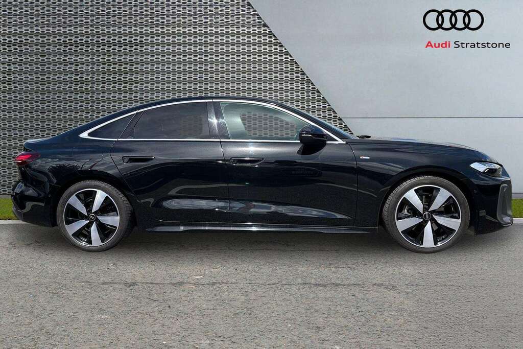 Audi A5 2.0 Tfsi 204 S Line S Tronic 2025 Black #2
